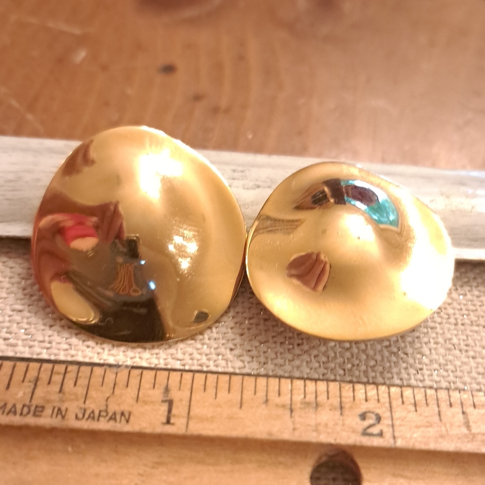 Gold clip on earrings